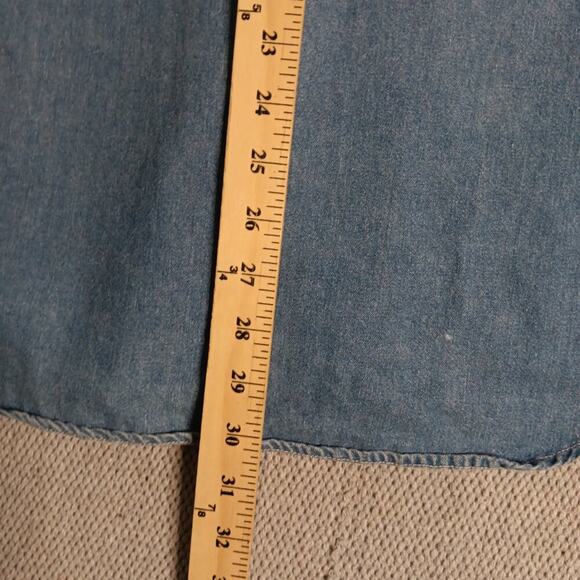 Bobbie Brooks Vintage Denim Shirt Womens Size M Blue X-Mas Bears Embroidered - Picture 13 of 15